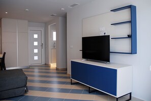 TV - PA Arizona Apartments (Sitges)