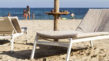 Plage à proximité, sable blanc