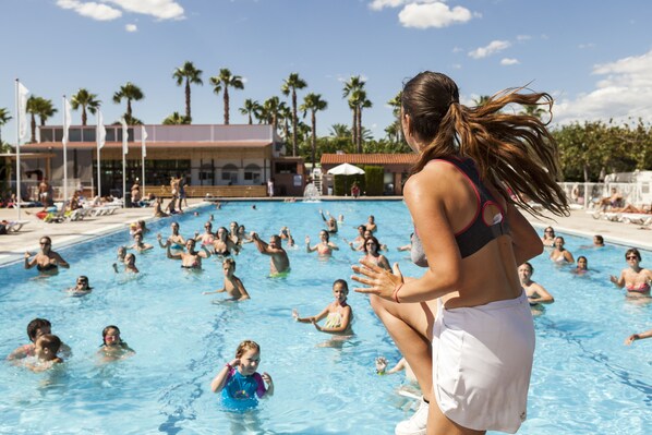 Alberca de natación o entrenamiento