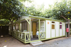 Bungalow, 2 Bedrooms (4-5 pax Premium) | Teres/patio