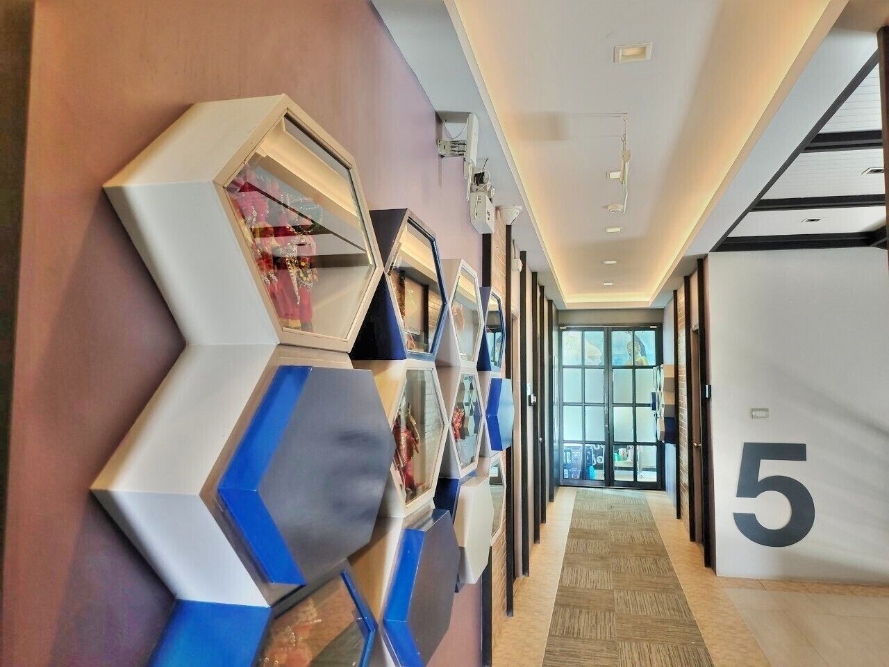 desk, blackout curtains, free wifi