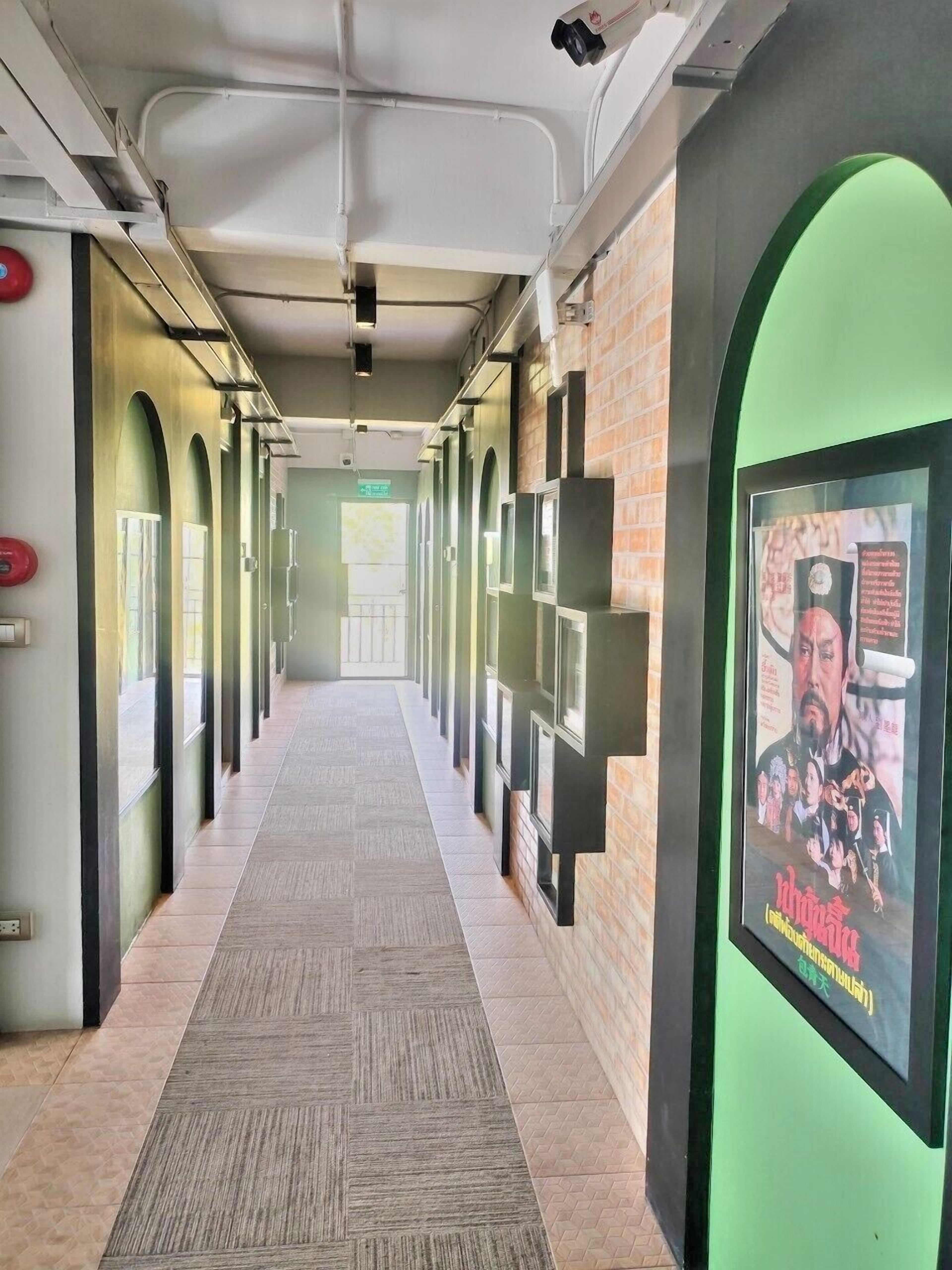 desk, blackout curtains, free wifi