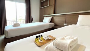 Superior | โต๊ะทำงาน, Wi-Fi ฟรี