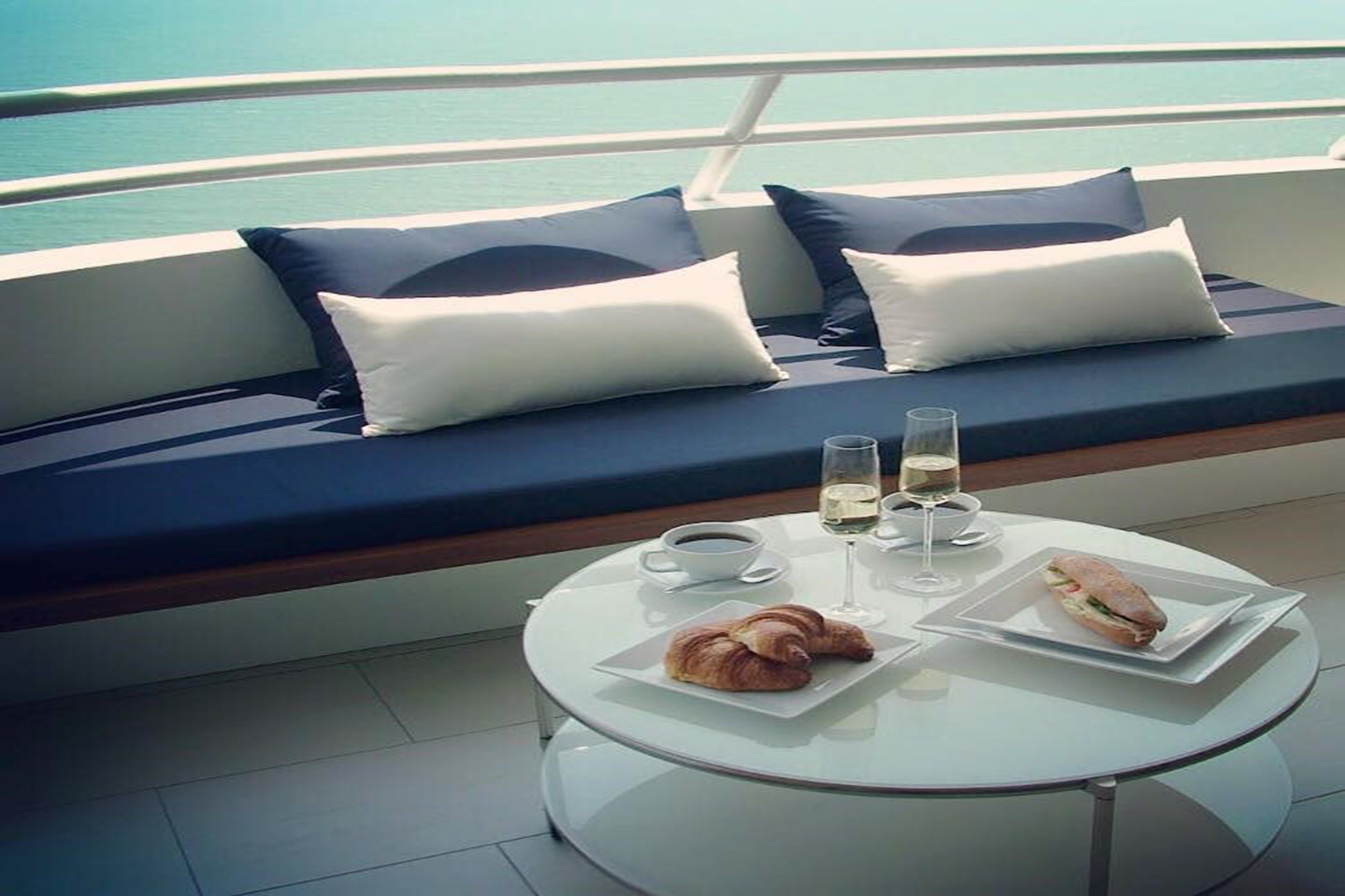 1 Bedroom Suite | ลานระเบียง/นอกชาน