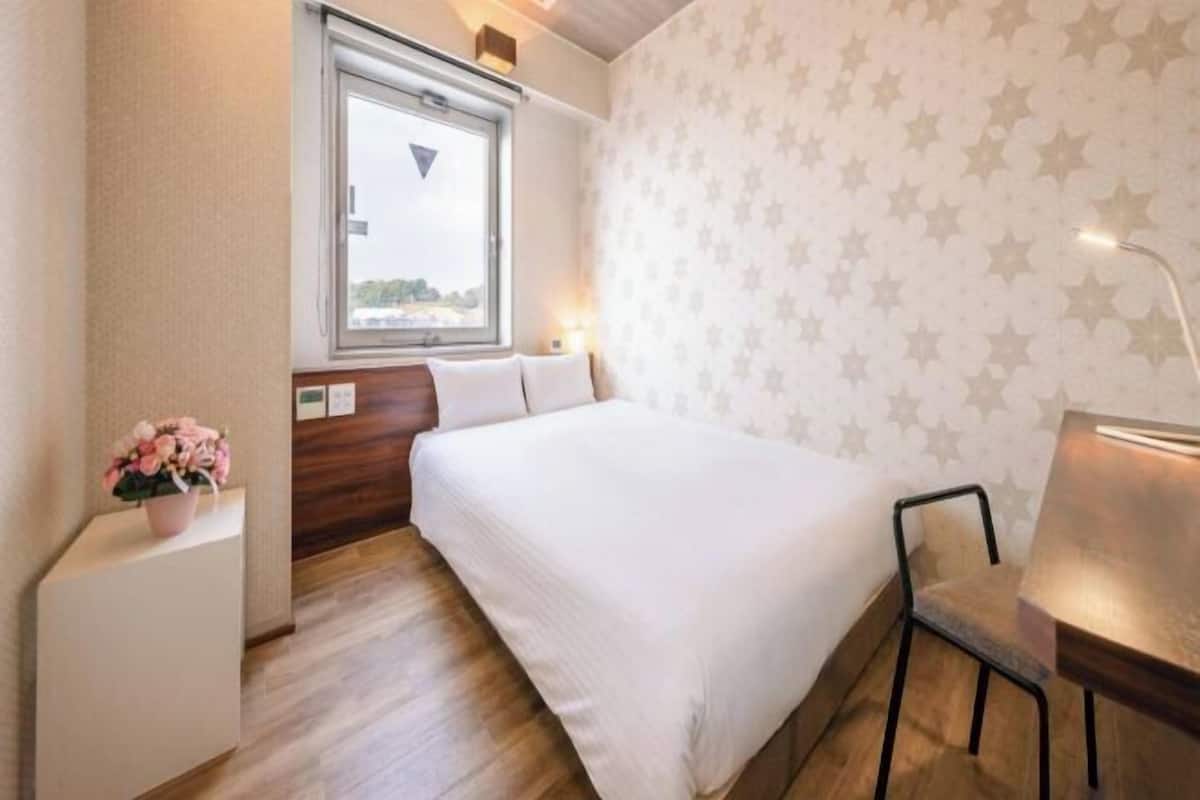 Rideaux occultants, chambres insonorisées, Wi-Fi gratuit, draps fournis