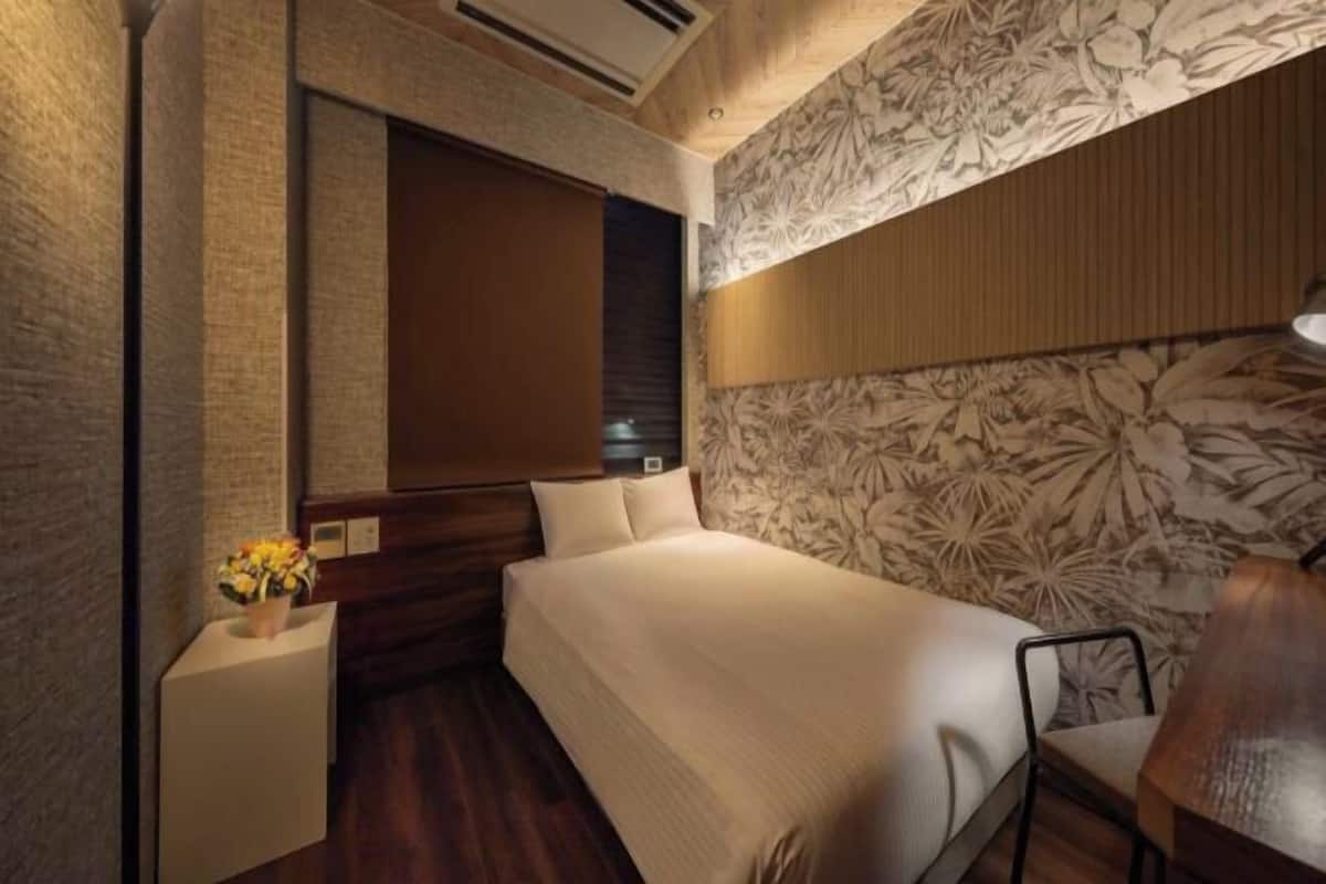 Rideaux occultants, chambres insonorisées, Wi-Fi gratuit, draps fournis