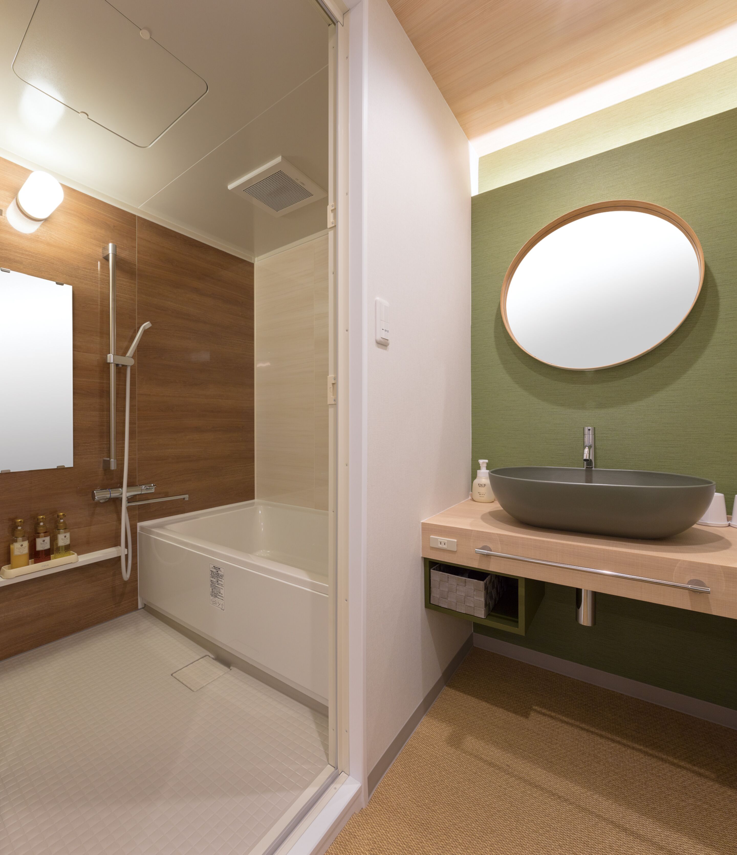 Traditional-Zimmer, Nichtraucher (Japanese Style) | Badezimmer | Duschwanne, Komfortbadewanne, kostenlose Toilettenartikel, Haartrockner