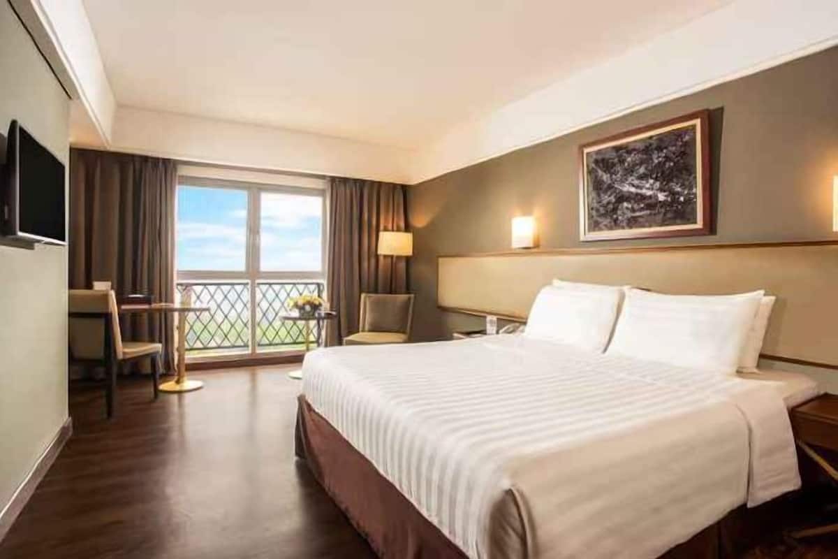 미니바, 객실 내 금고, 책상, 암막 커튼