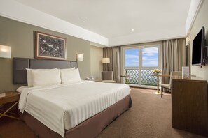 Minibar, in-room safe, desk, blackout drapes