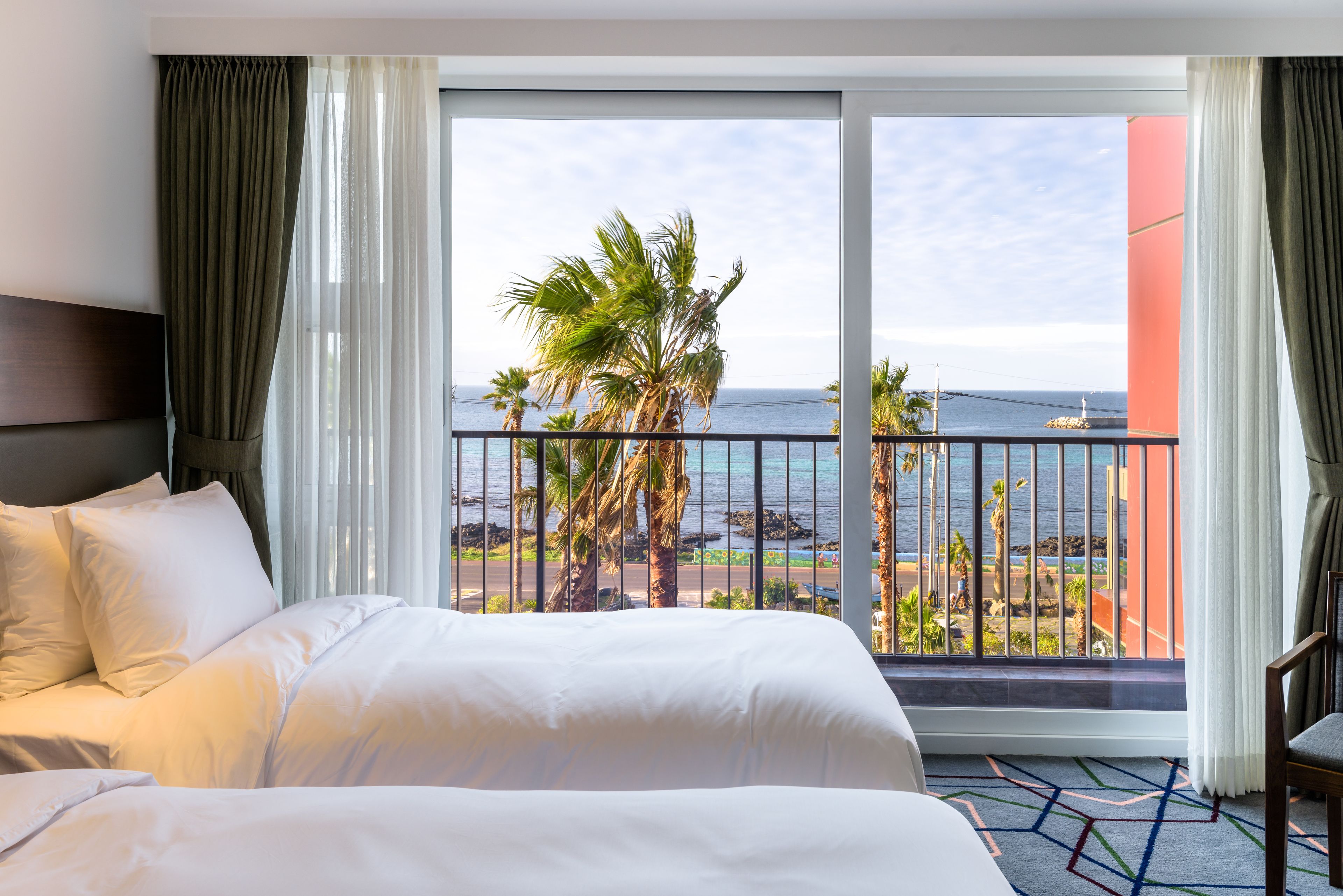 superior twin room, partial ocean view | beach/ocean view