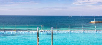 Augila Hotel Jeju Oceano Suites