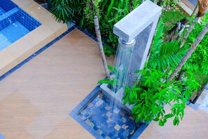 Outdoor pool - The Umbrella House (Kamala)