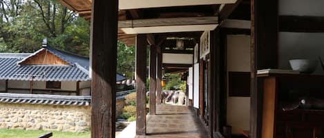 Traditional Room (Hodojae)