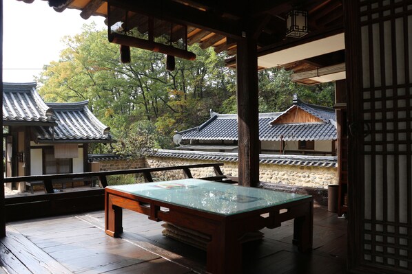 Traditional Room (Hodojae)