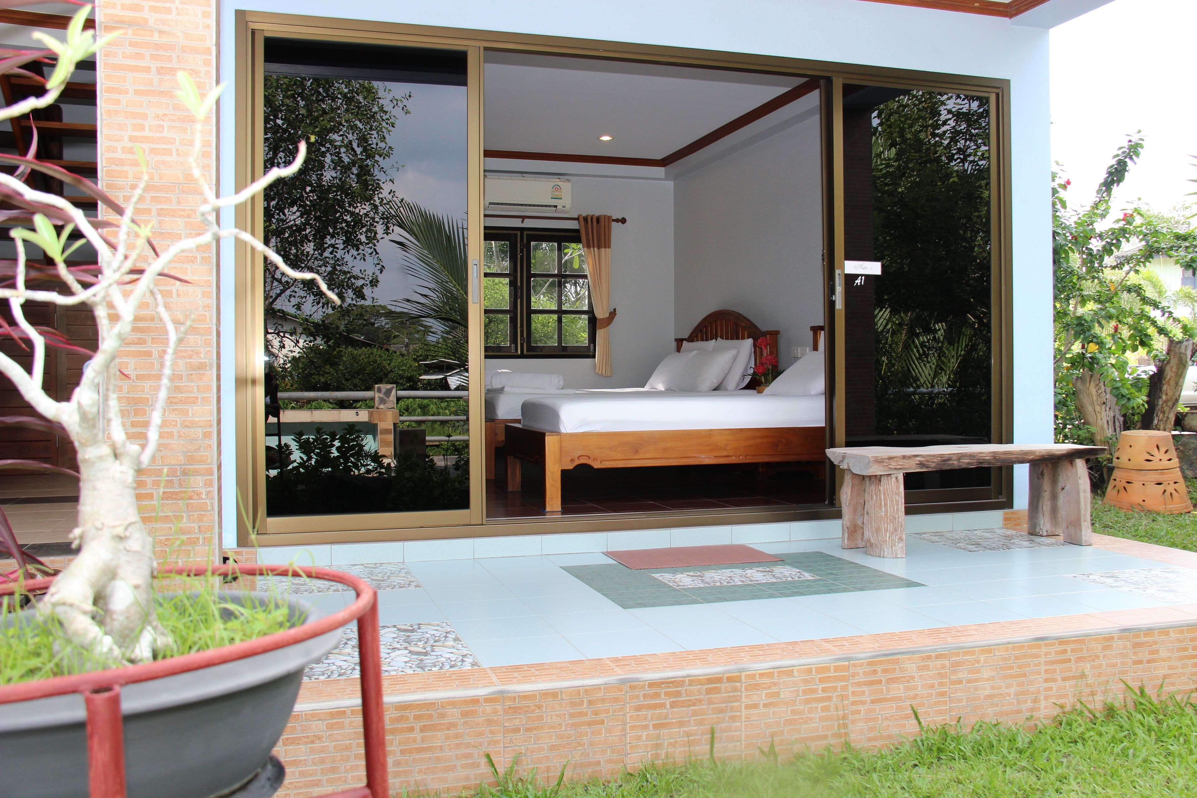 Triple Room | デスク、WiFi (無料)