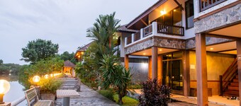 Baanrimnam Resort Trat