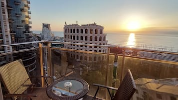 Panoramic Suite, 1 Bedroom | Balcony