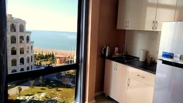 Panoramic Suite, 1 Bedroom | 1 bedroom, individually decorated, individually furnished
