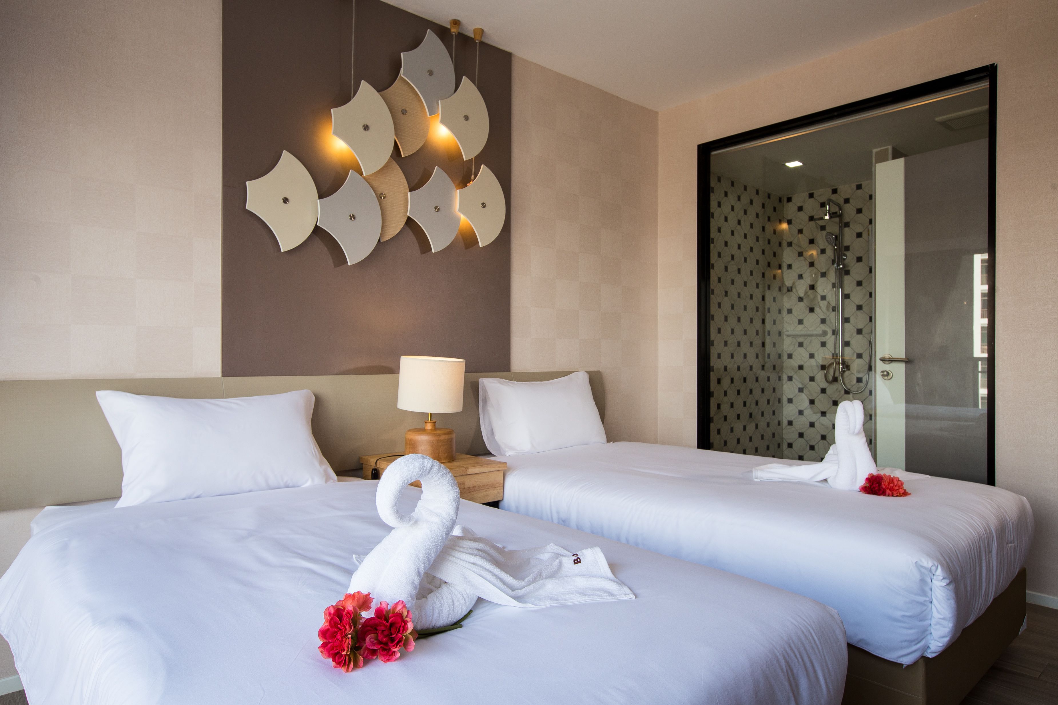 Superior Double Room | In-room safe, desk, free WiFi, bed sheets