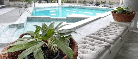 Piscine extérieure