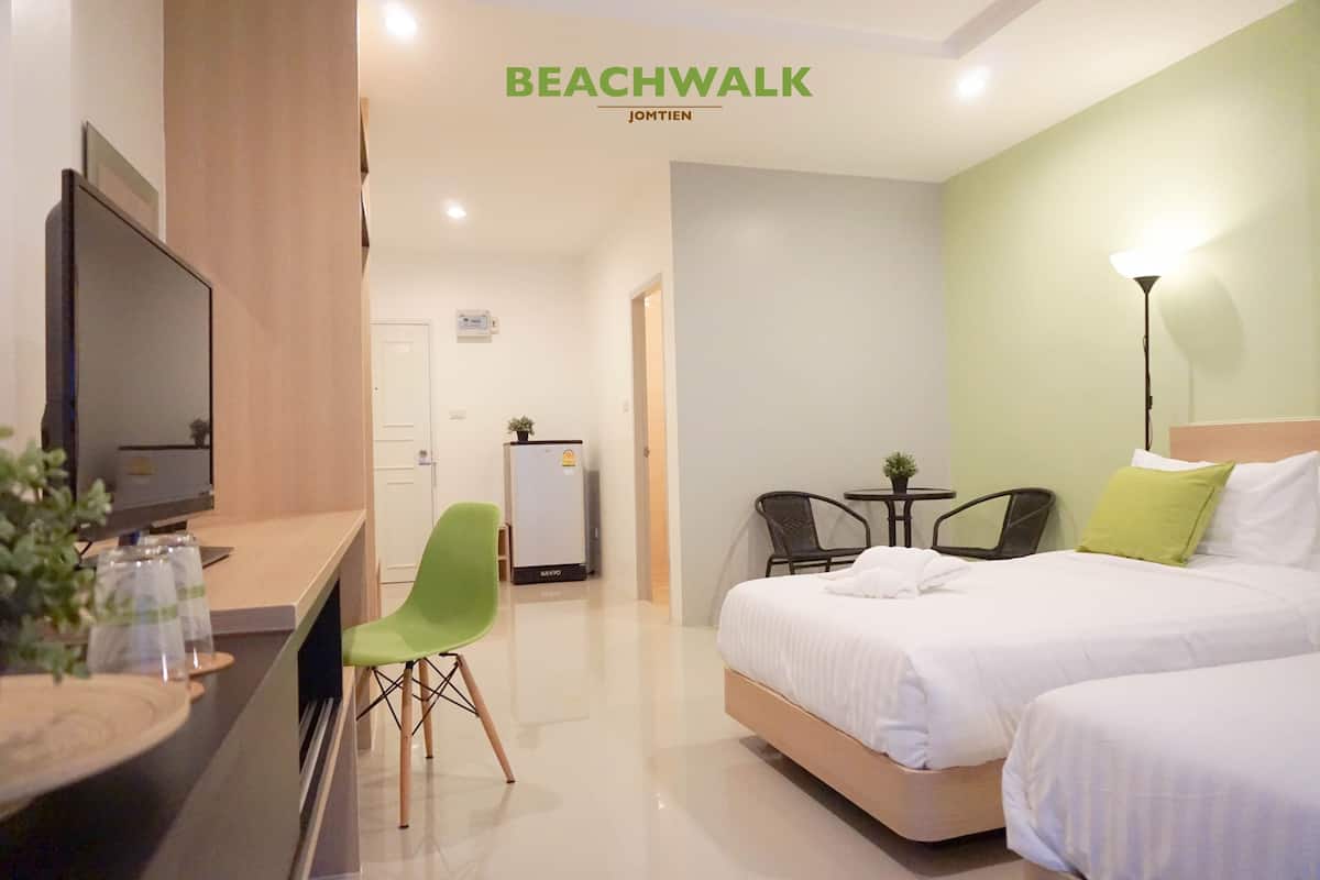 Deluxe Twin Room, Balcony | In-room safe, rollaway beds, free WiFi