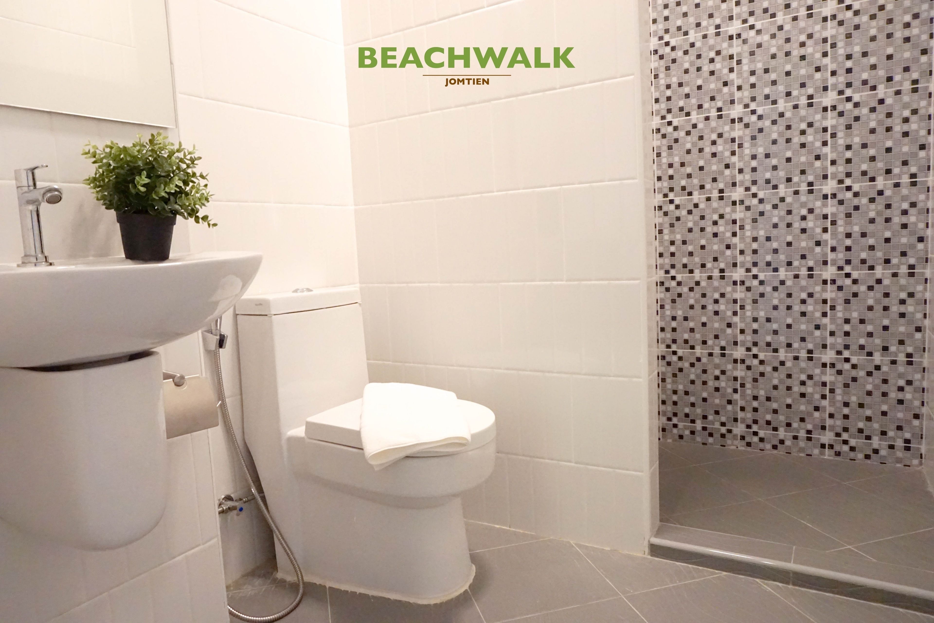 superior double room, balcony | bathroom | shower, free toiletries, hair dryer, towels