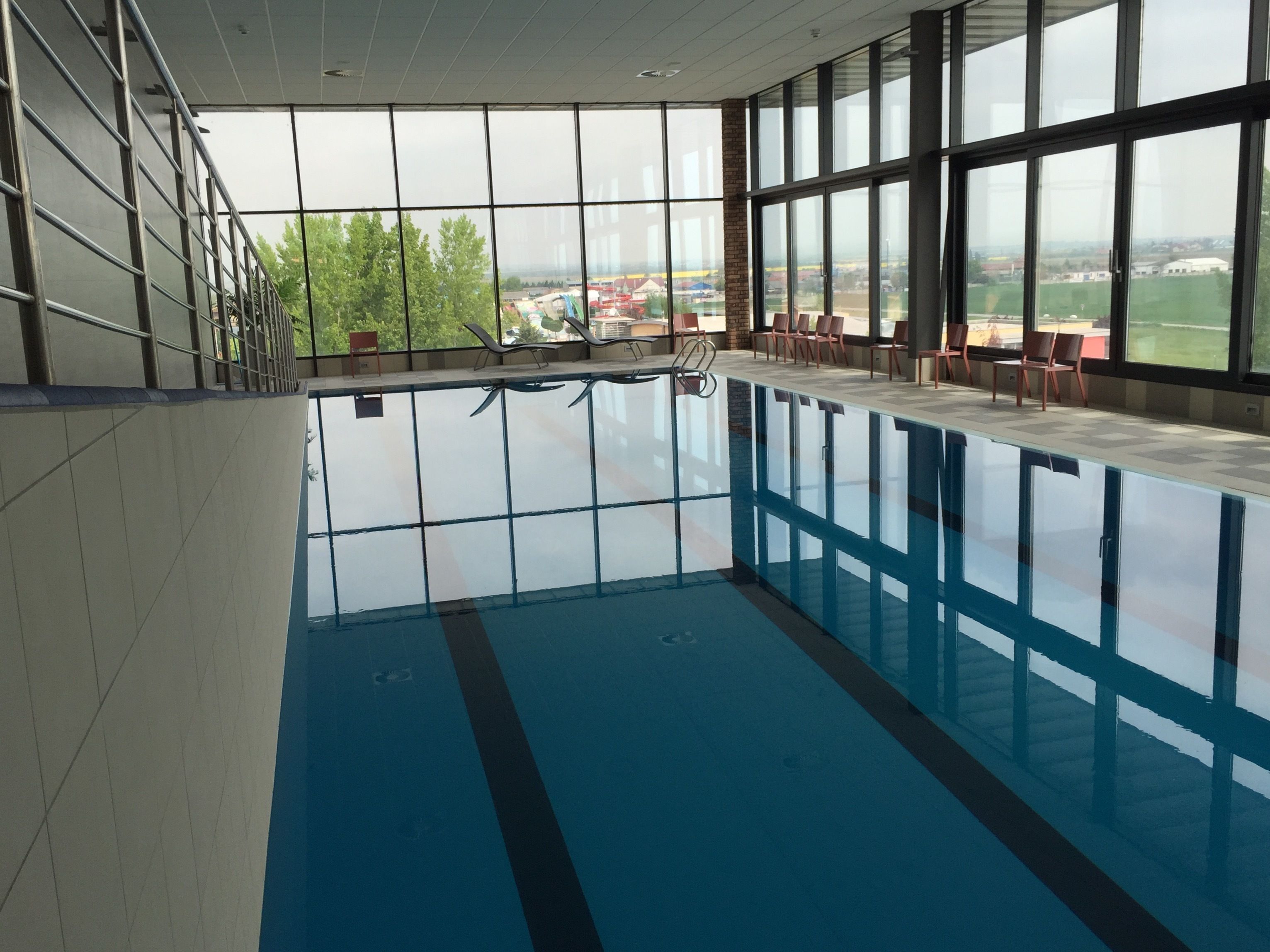 indoor pool, pool loungers