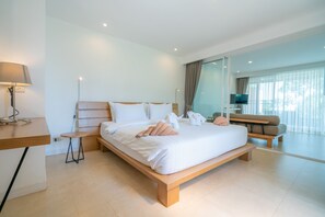 Premium bedding, minibar, in-room safe, desk