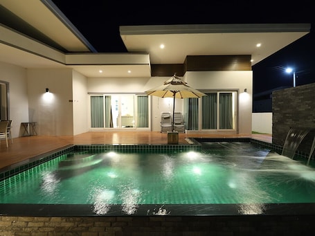 ์ค๋ด ์์์ฅ