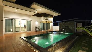 Piscine couverte