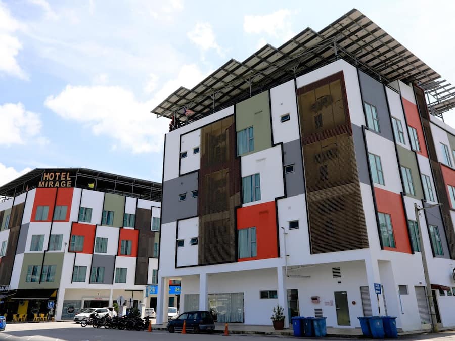 المنشأة من الخارج