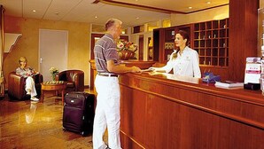 Reception - Hotel Inkelshoês (Epen)