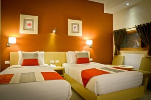 Phòng 2 giường đơn Deluxe | Két bảo mật tại phòng, bàn, giường gấp/giường phụ