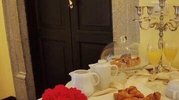 Petit déjeuner buffet compris tous les jours