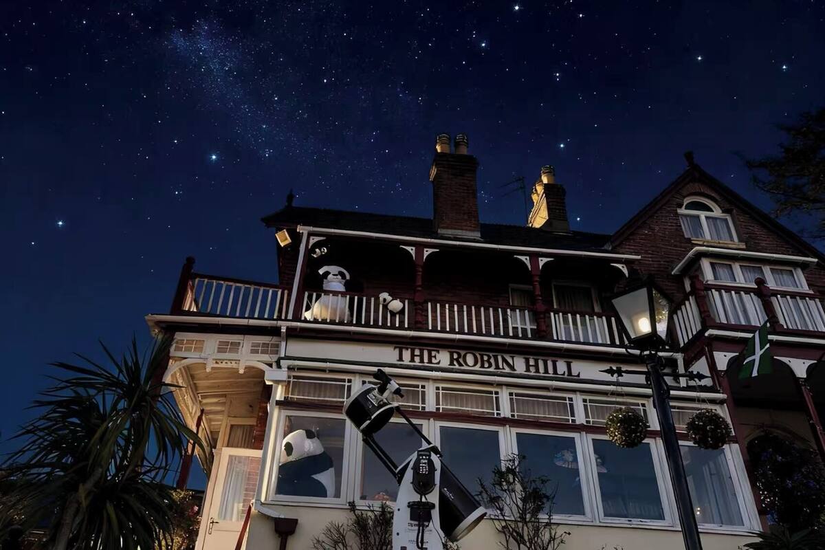 Chambre Familiale (for 4) | Fer et planche à repasser, Wi-Fi gratuit, draps fournis