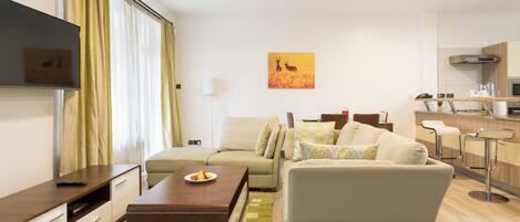 Standard Apartment, 2 Bedrooms, Non Smoking, Kitchen (Living Room, Full Kitchen) | Room amenity