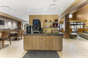 Bao gồm bữa sáng buffet hàng ngày