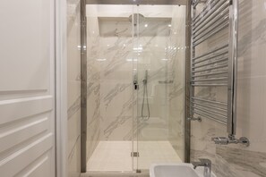 Bathroom - Firenze Rentals (Florence)