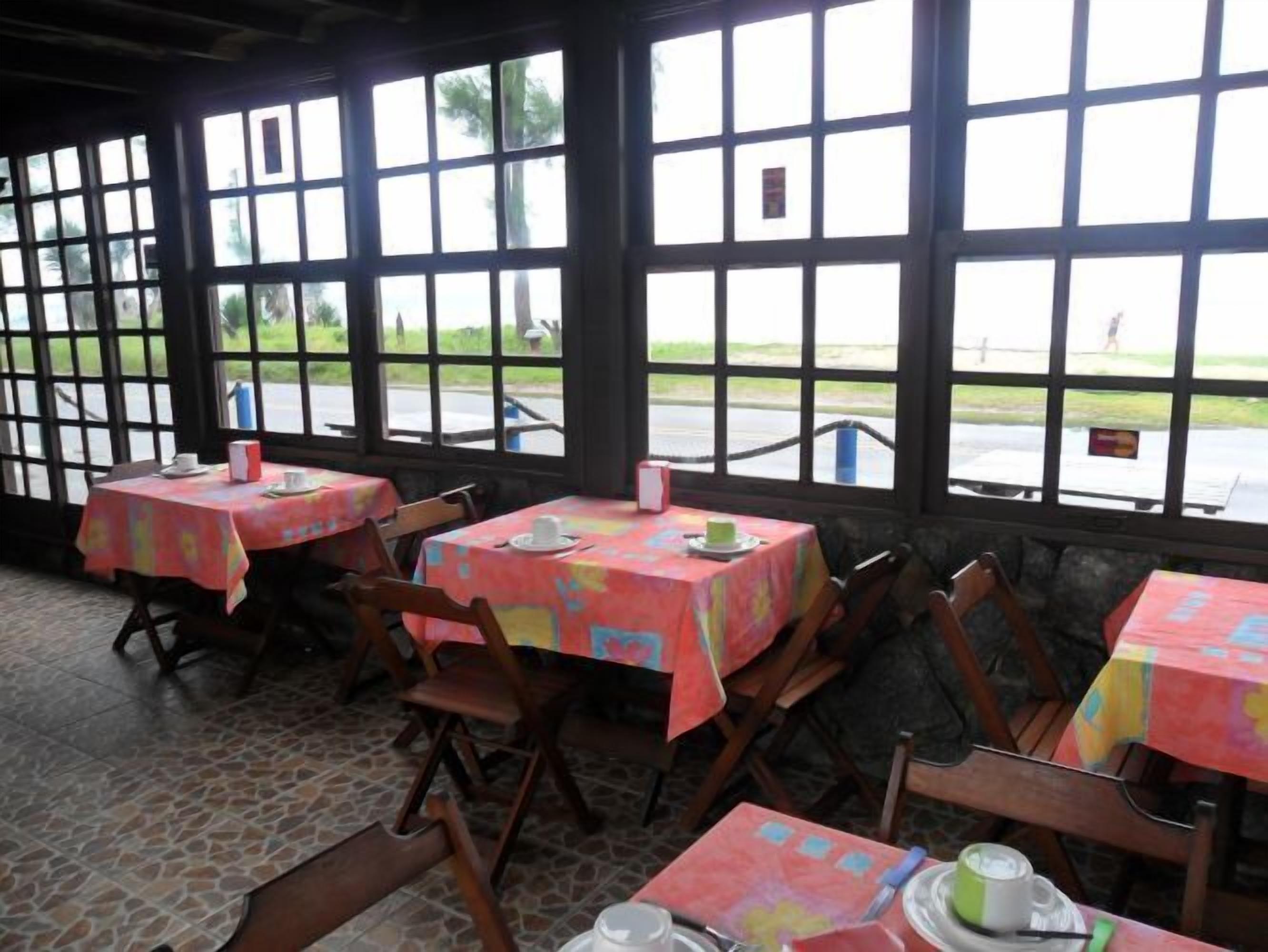 Desayuno buffet incluido todos los días 