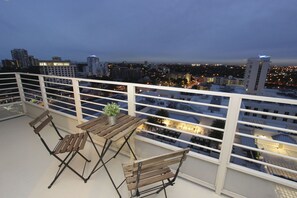 Balcony - Vacation District (Miami)