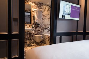 Luxe kamer | Italiaanse Frette-lakens, luxe beddengoed, individueel gemeubileerd