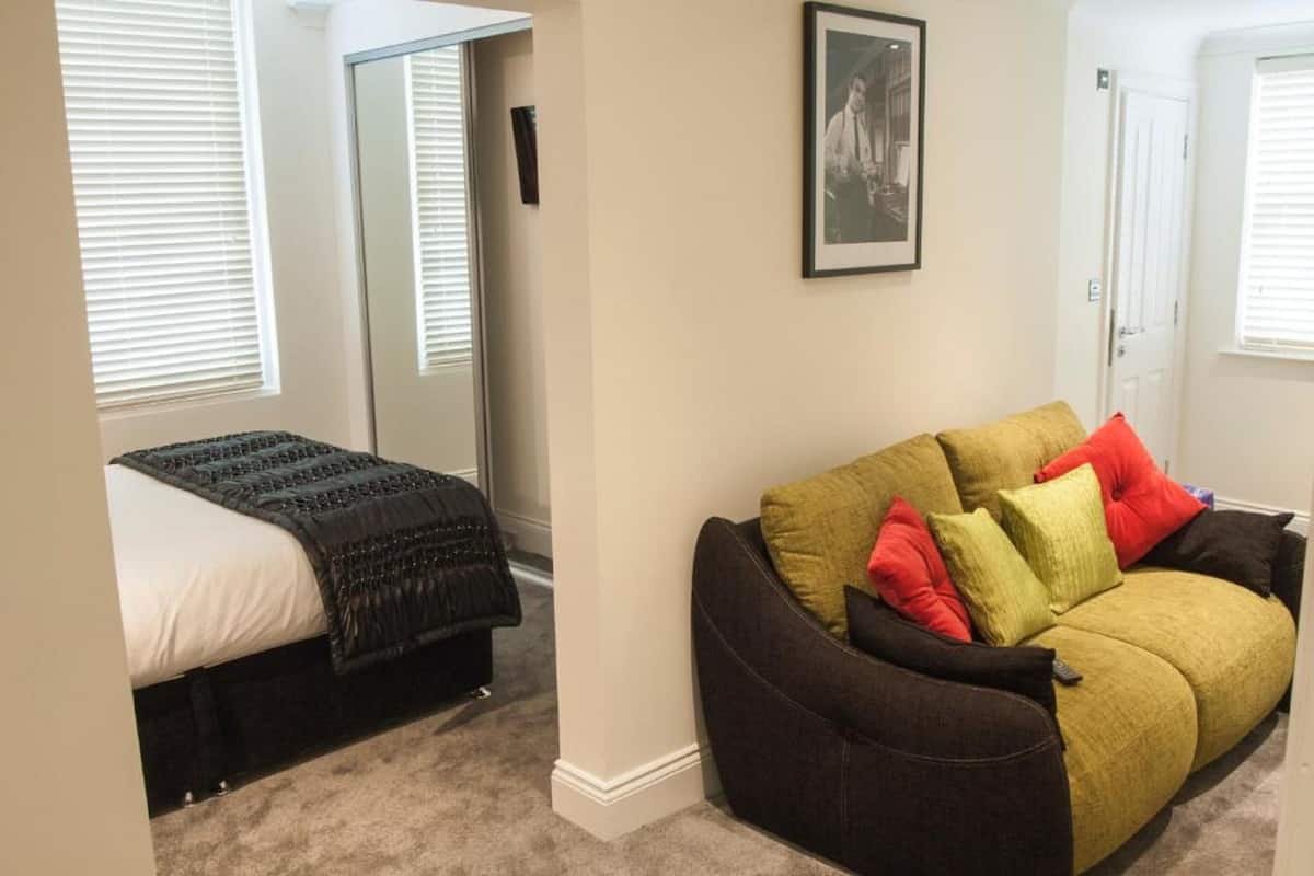 Suite | Bügeleisen/Bügelbrett, kostenloses WLAN, Bettwäsche