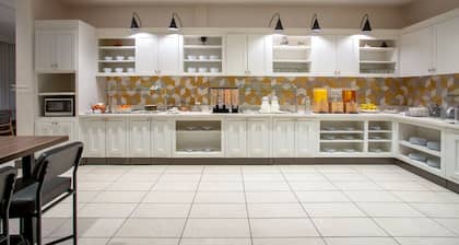Hyatt Place Austin Airport