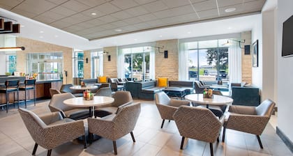 Hyatt Place Austin Airport