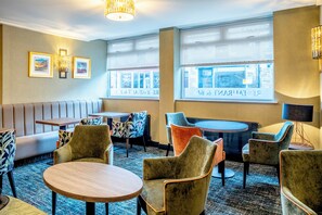 Serves lunch and dinner - Star Hotel (Kingussie)
