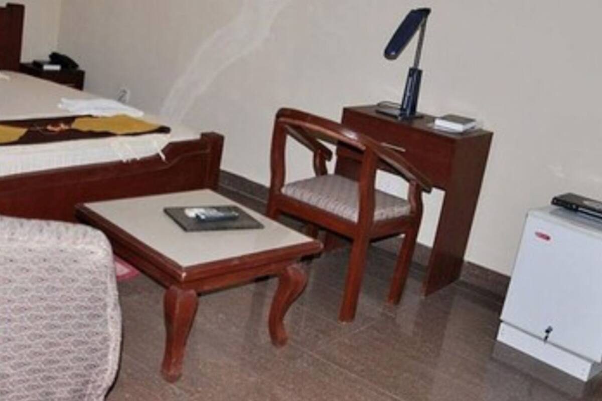 تناول الطعام داخل الغرفة