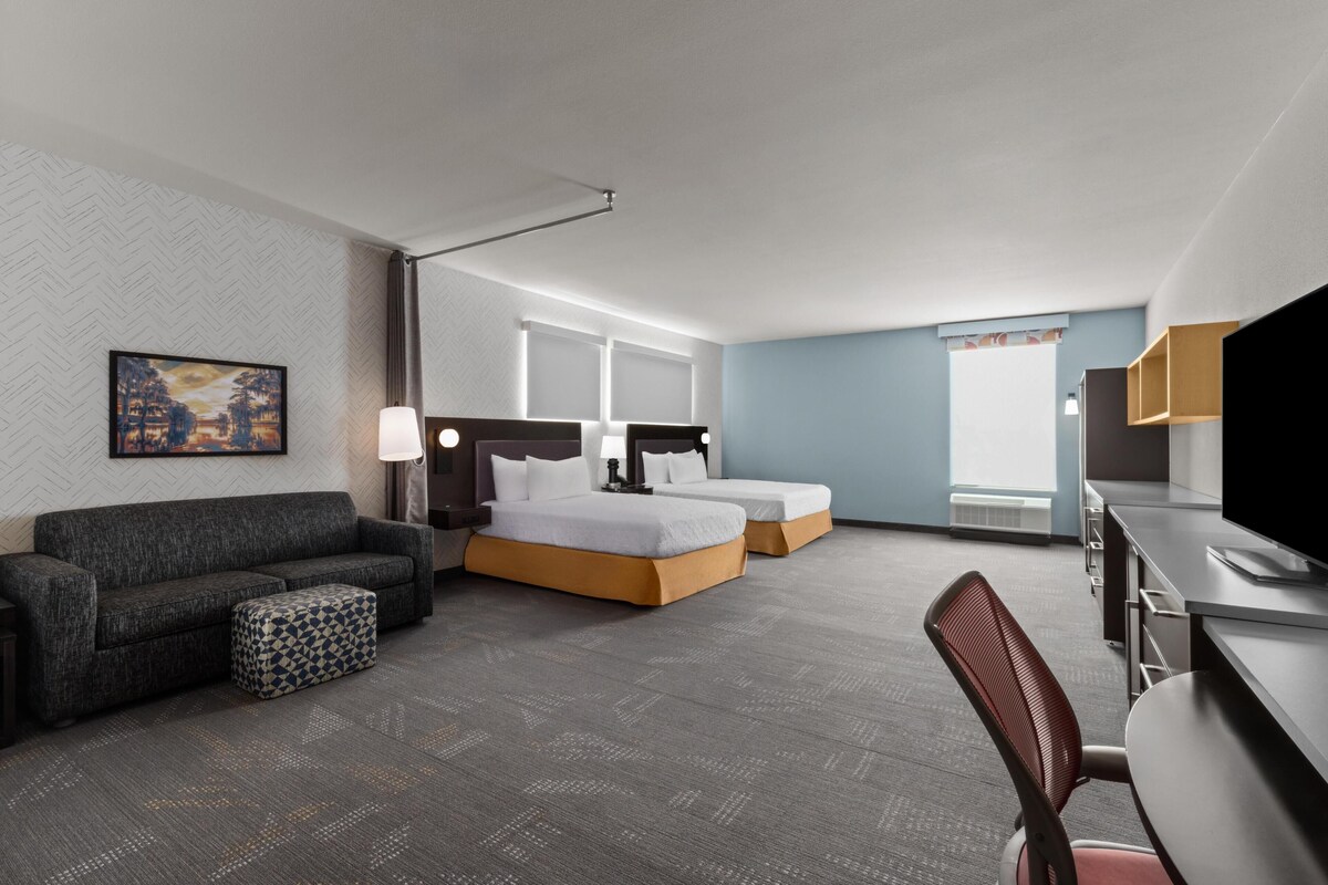 Suite, 2 Queen Beds, Accessible, Bathtub | Hypo-allergenic bedding available, desk, laptop workspace
