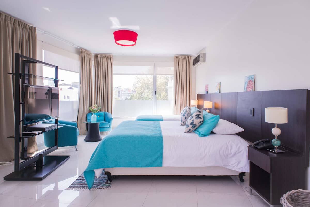 1 bilik tidur, peralatan tempat tidur premium, gebar bulu kapas
