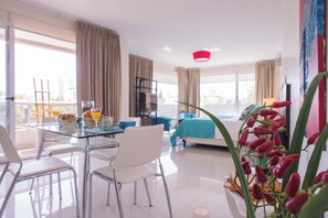 Deluxe Apartment | Premium bedding, down comforters, pillowtop beds, in-room safe - Soho Luxury Suites (Buenos Aires)