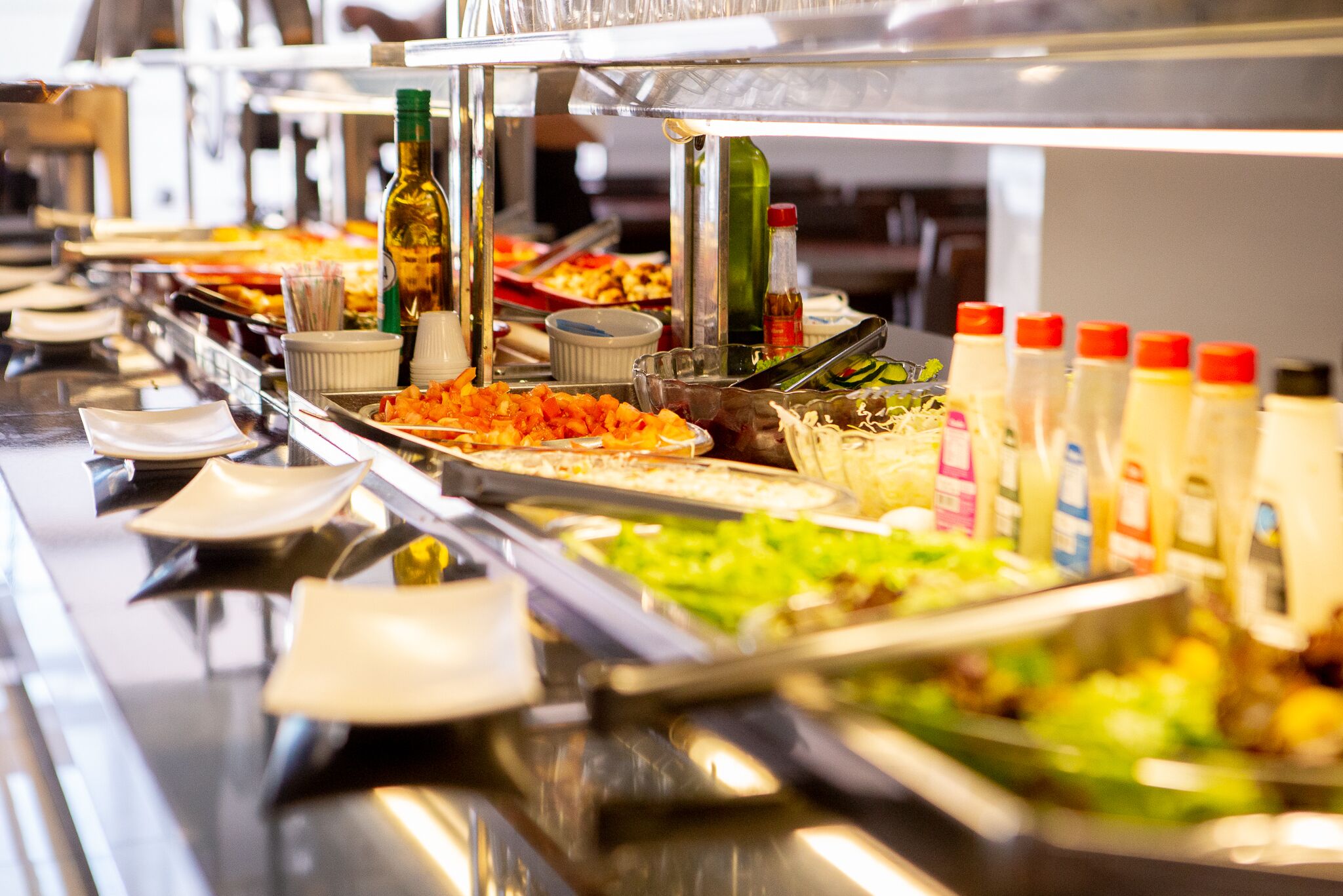 breakfast, lunch and dinner served